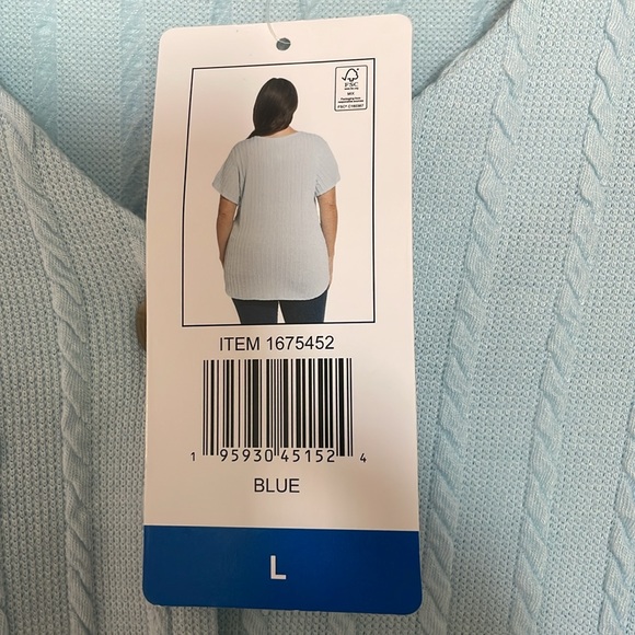 Gorgeous Sky Blue Flutter Short Sleeve Front Buttoned Top by Weatherproof. - Picture 5 of 8